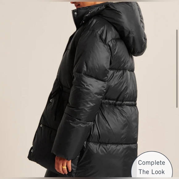 Abercrombie Air Cloud Mid Puffer- used once - Picture 3 of 7